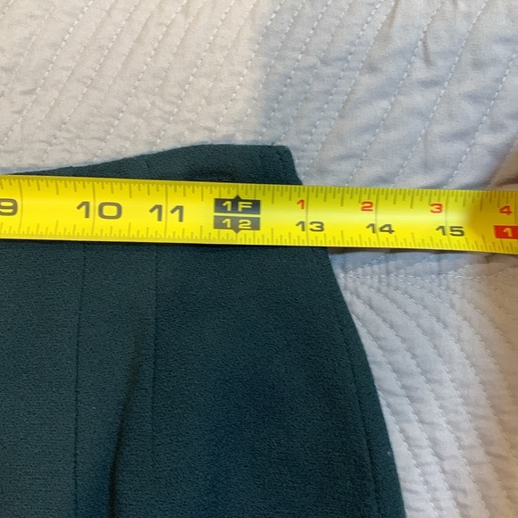 Vintage, Jones New York, green size 6, 100% wool skirt, with liner - Picture 5 of 7